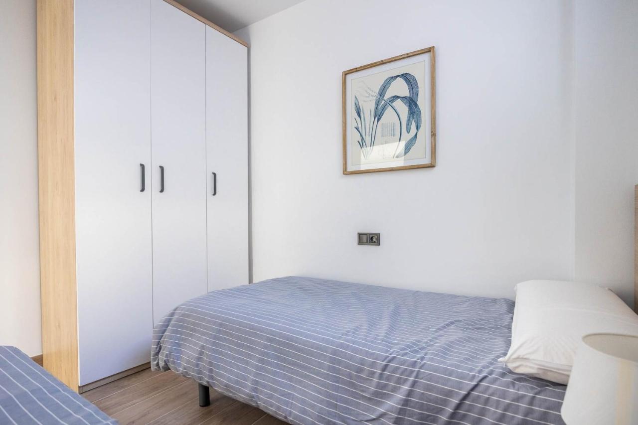 Nervion Suites 1 - Vacacional Sevilla ภายนอก รูปภาพ