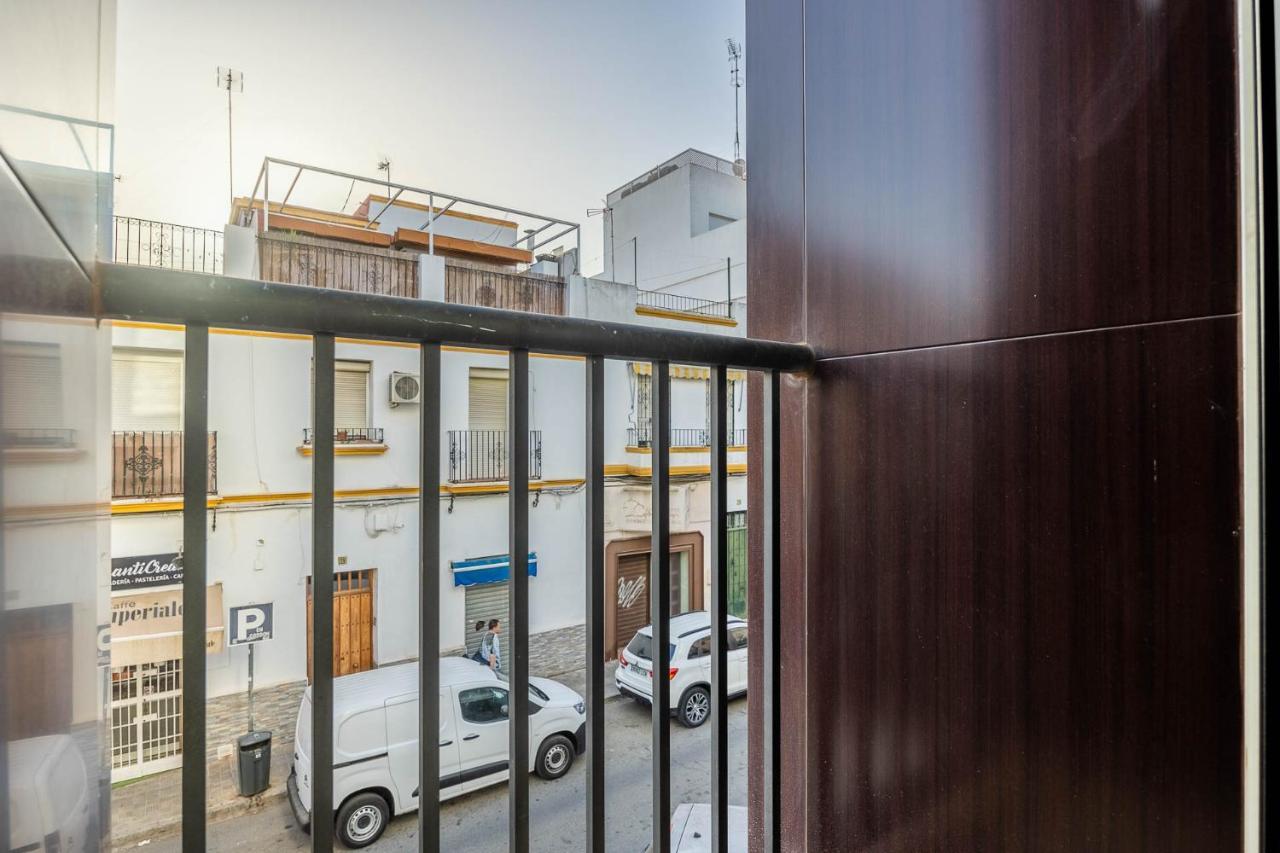 Nervion Suites 1 - Vacacional Sevilla ภายนอก รูปภาพ