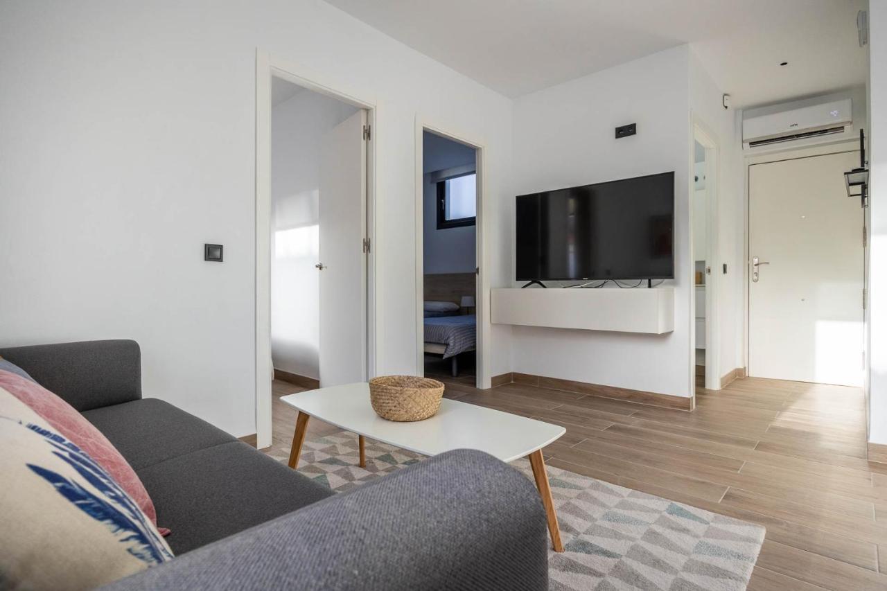 Nervion Suites 1 - Vacacional Sevilla ภายนอก รูปภาพ