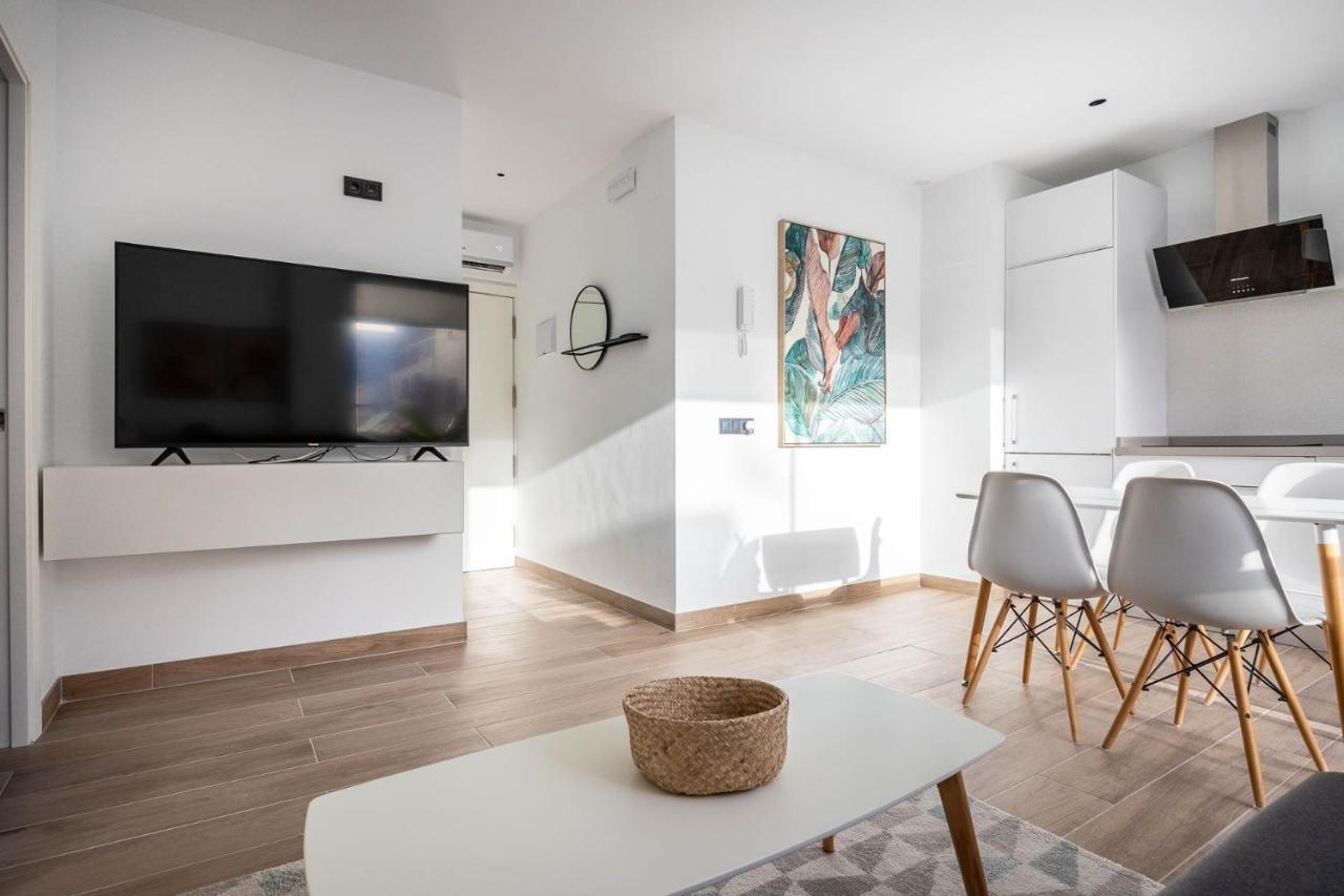 Nervion Suites 1 - Vacacional Sevilla ภายนอก รูปภาพ