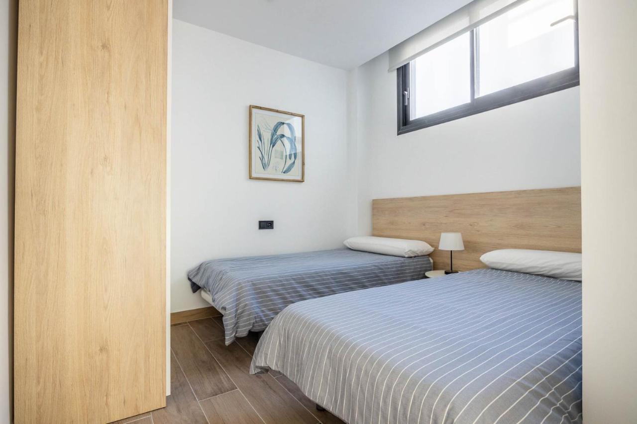Nervion Suites 1 - Vacacional Sevilla ภายนอก รูปภาพ