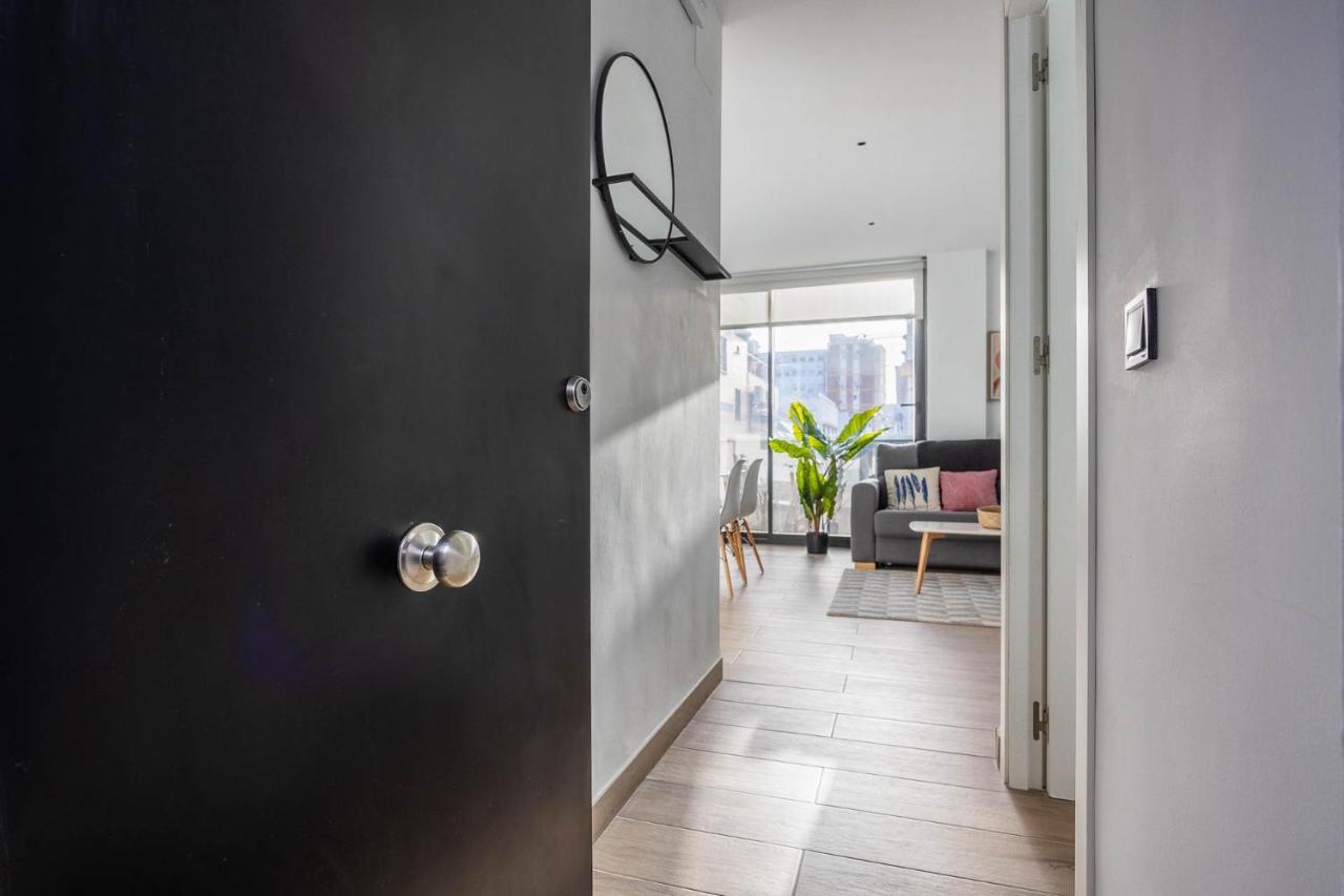 Nervion Suites 1 - Vacacional Sevilla ภายนอก รูปภาพ